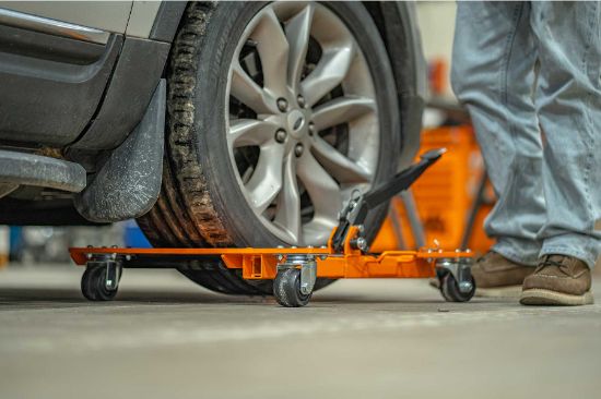 Picture of GUNI™  360 Vehicle Positioning Dolly